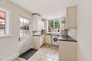 Kitchen- click for photo gallery